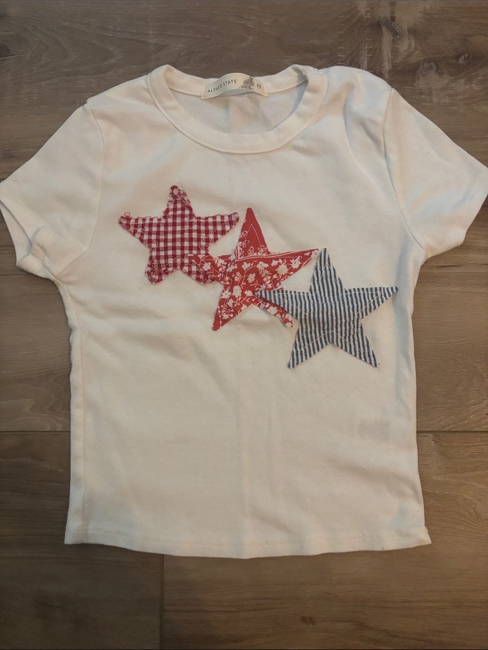 Altar'd State White Womens Tee with Red & Blue Star Patches